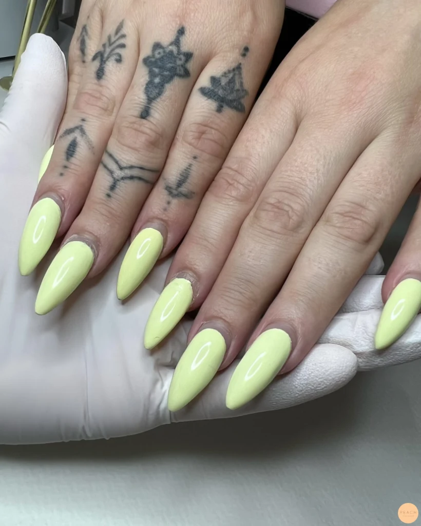 Friday heels nails ❤️