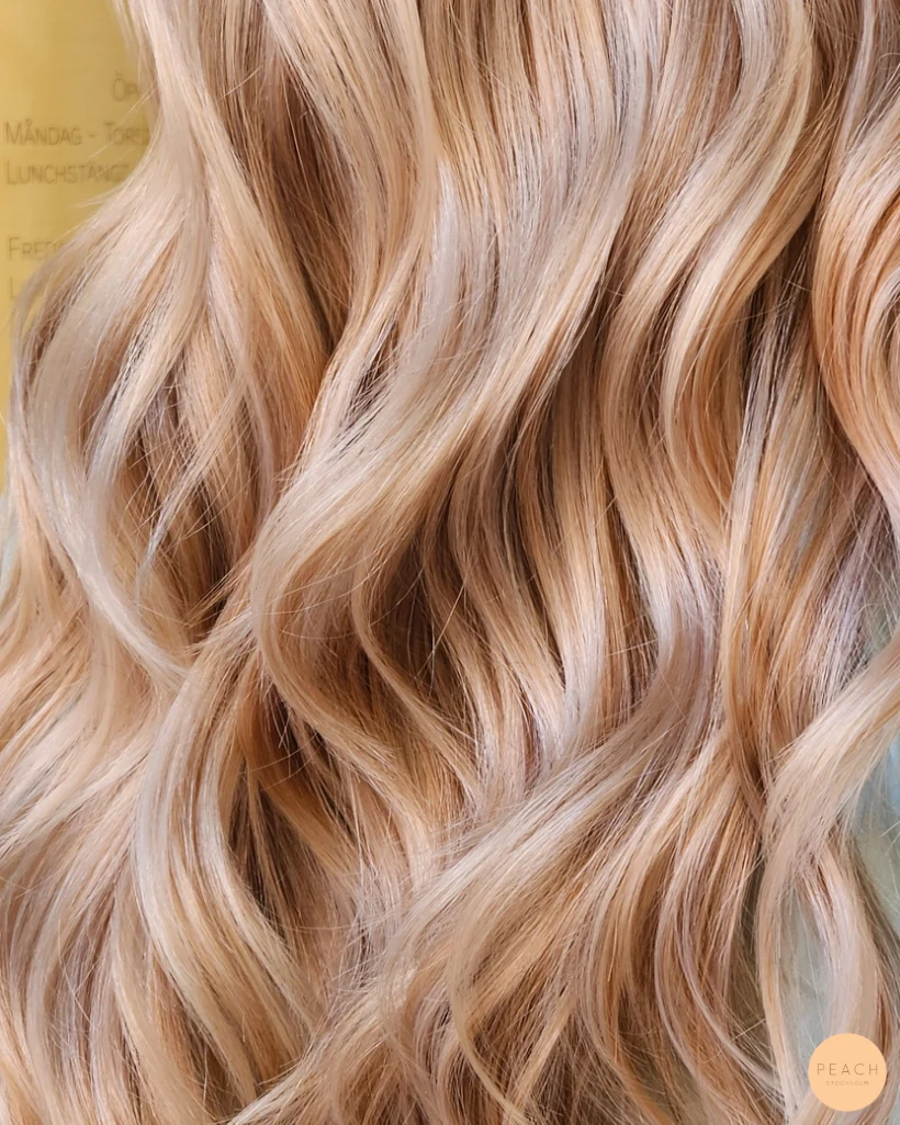 Glossy vanilla rosé