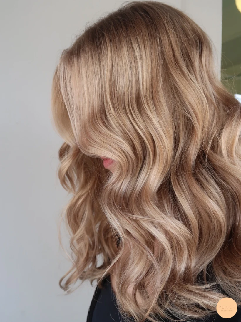 Naturlig balayage varma och kalla toner