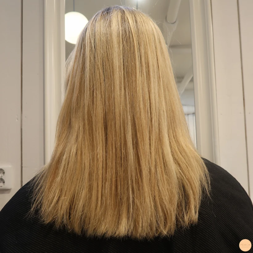 Beige blond hårfärg