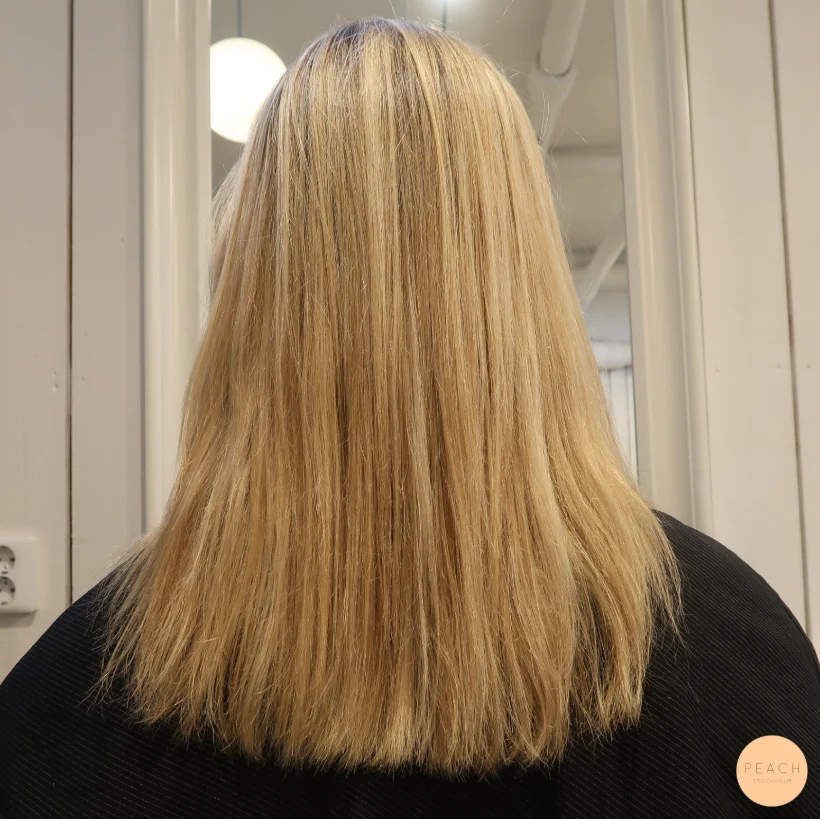 Beige blond med lowlights och kontrast