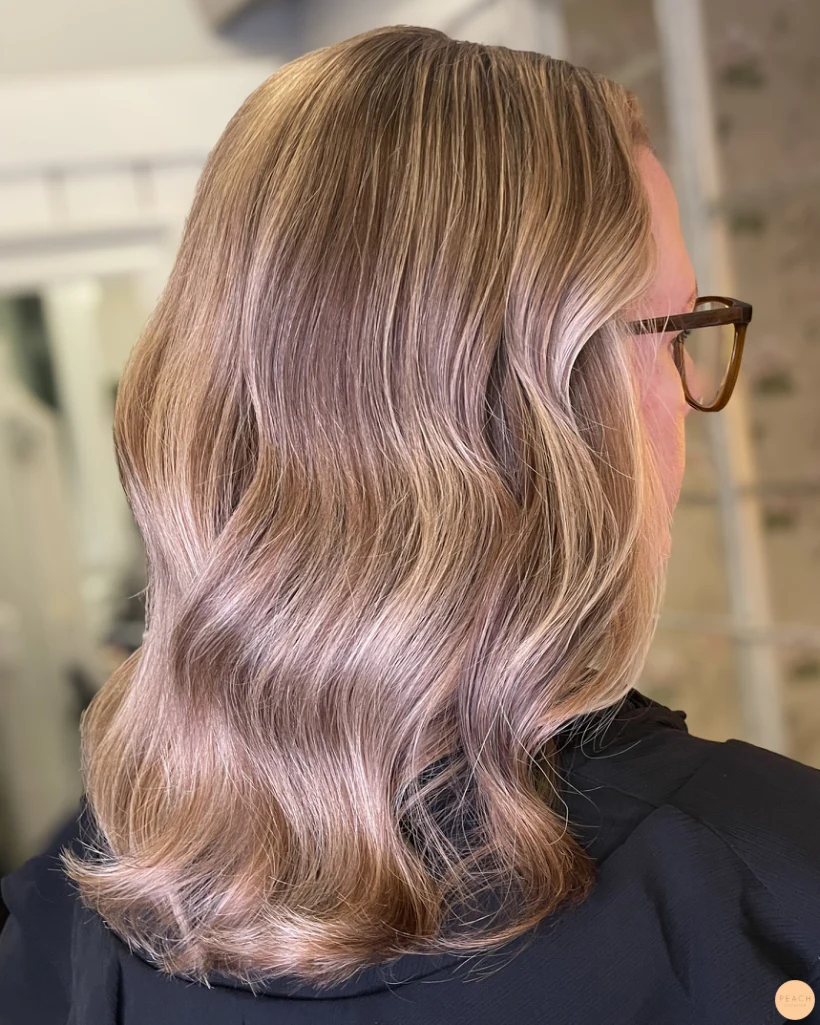 Beige bronde hair