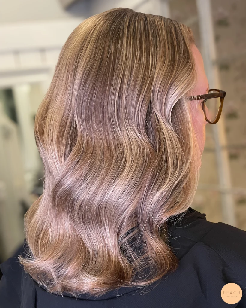 Beige bronde hair