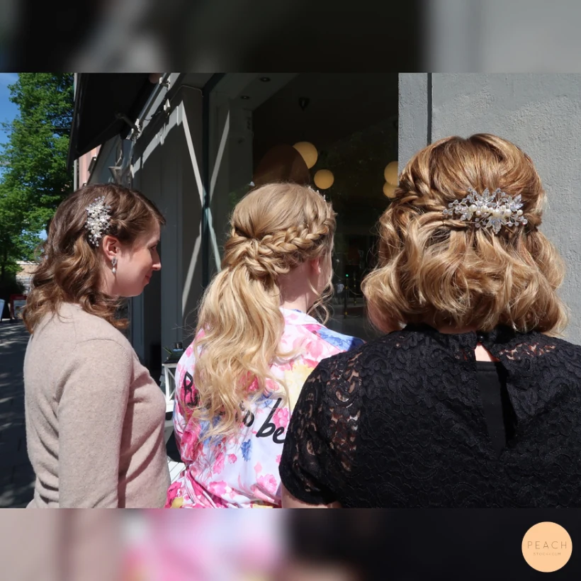 Bruduppsättning och tärnor