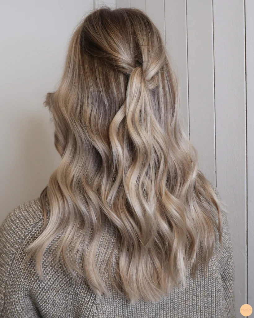 Kall blond balayage
