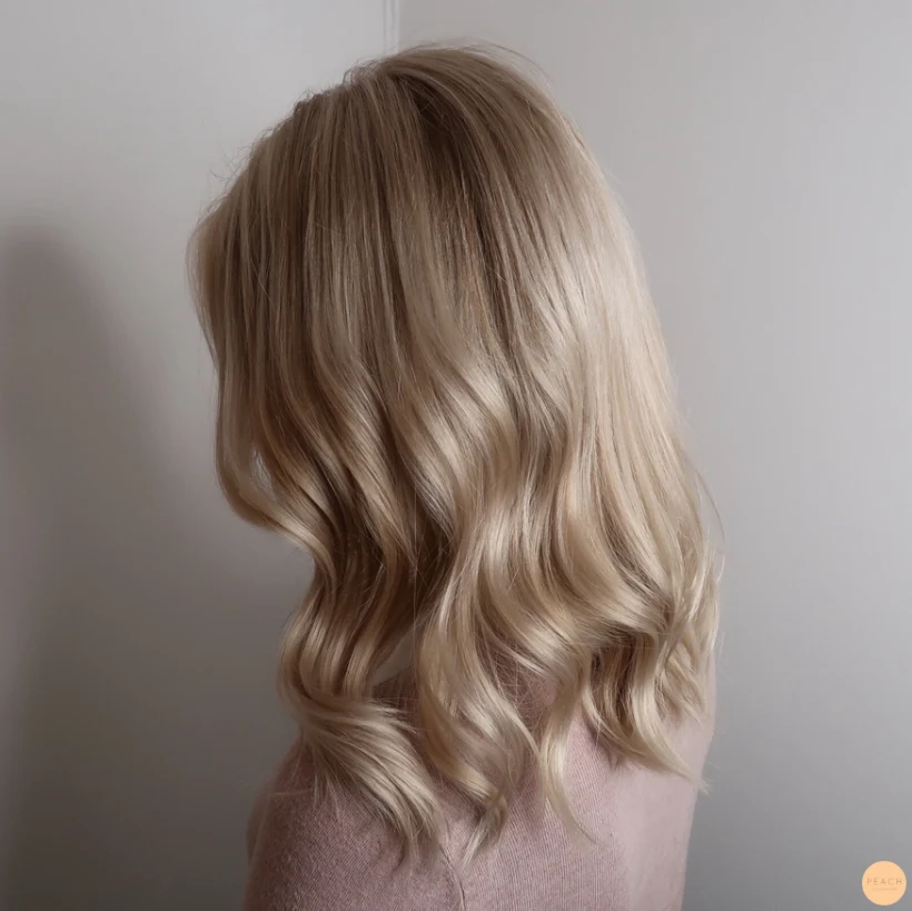 Blond med slingor