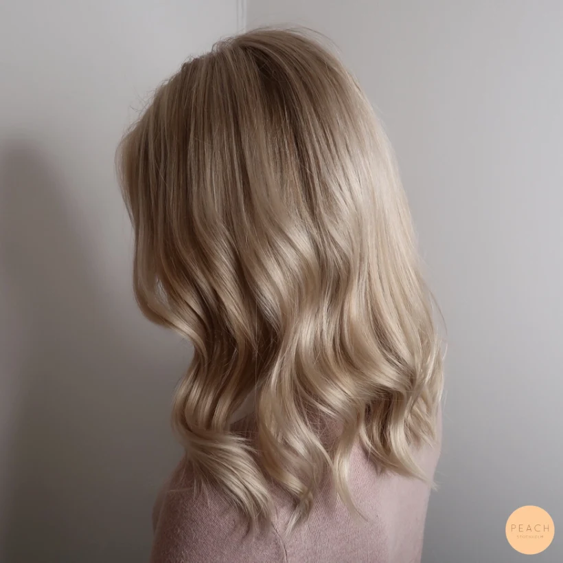 Blond med slingor