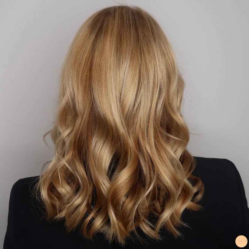 Varm blond hårfärg