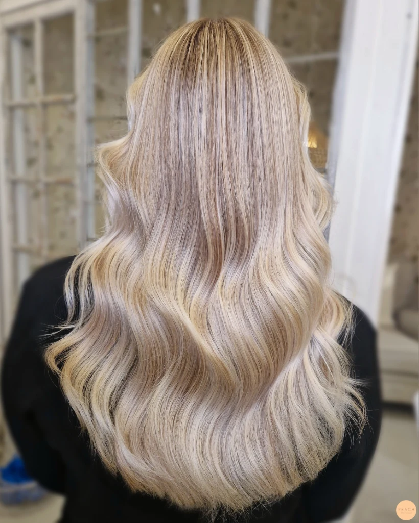 Crispy blonde 🤍