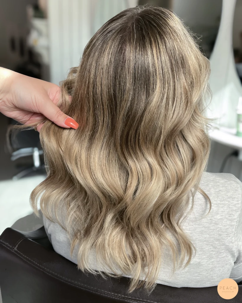 Creamy beige blond balayage ✨🍦