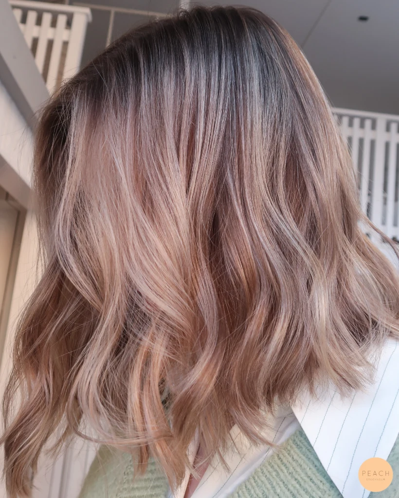 Balayage blond lob