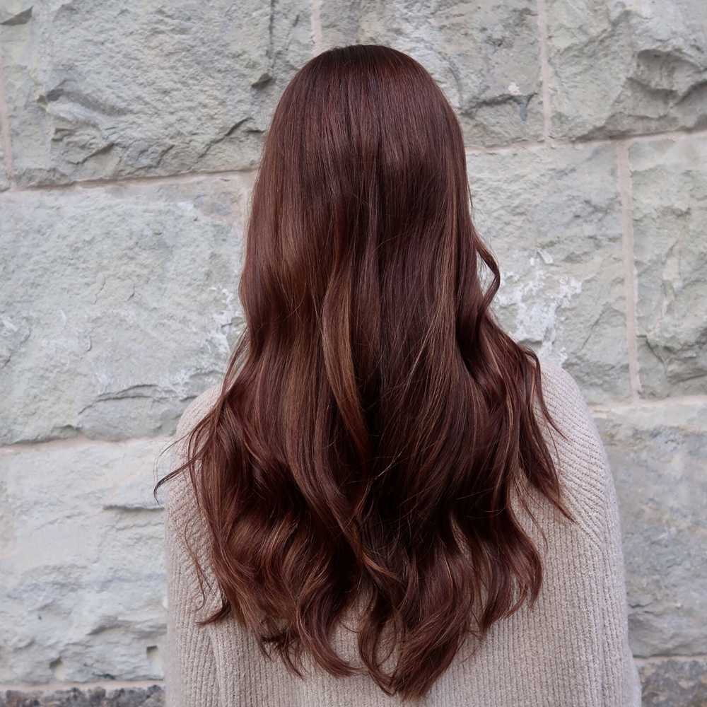 Klipp & färgförändring på långt hår - Brun Balayage