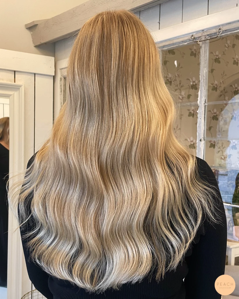 Light golden hair colour