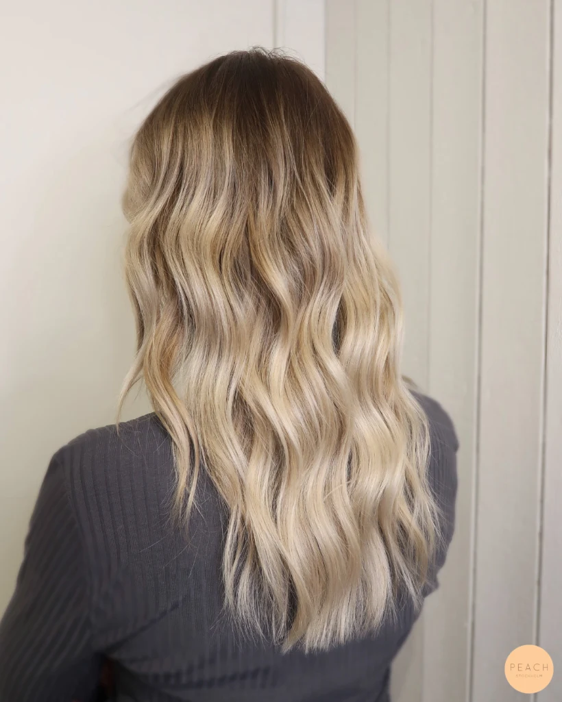 Blond balayage – salongsresultat av Elin Granqvist, 3 december 2020