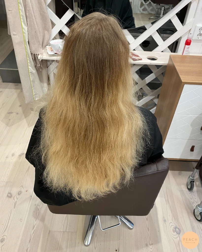 Soft blonde med ljusa slingor