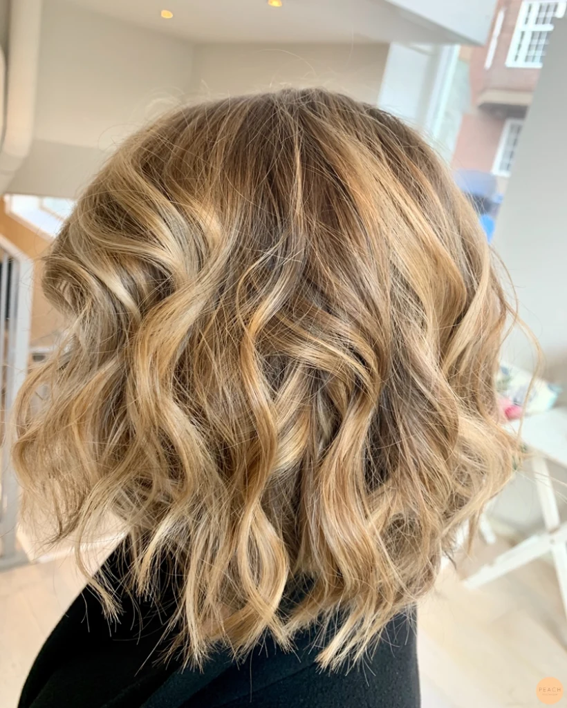 Balayage kort hår blond med root stretch