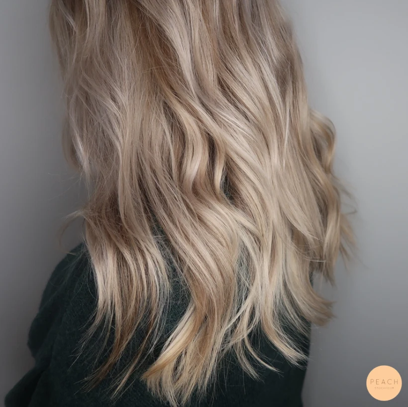 Blond med djup i botten
