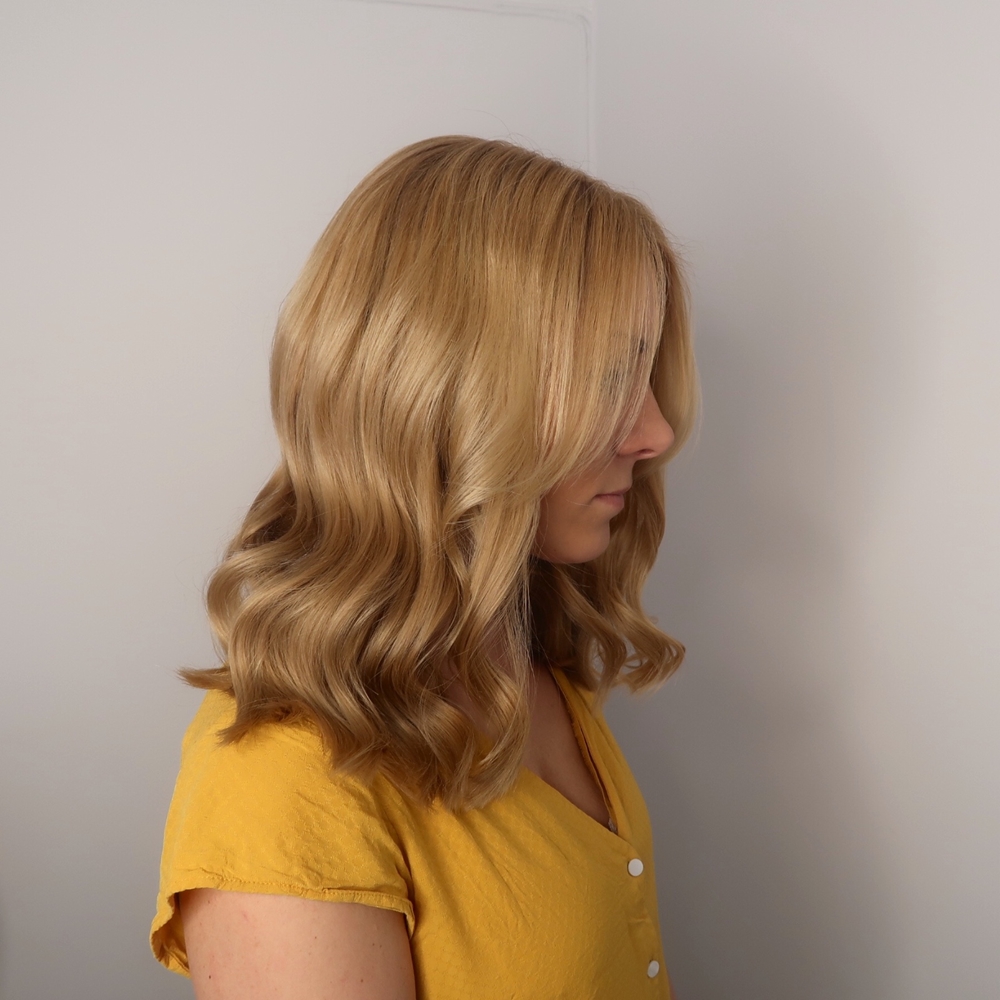 Guld blond hårfärg