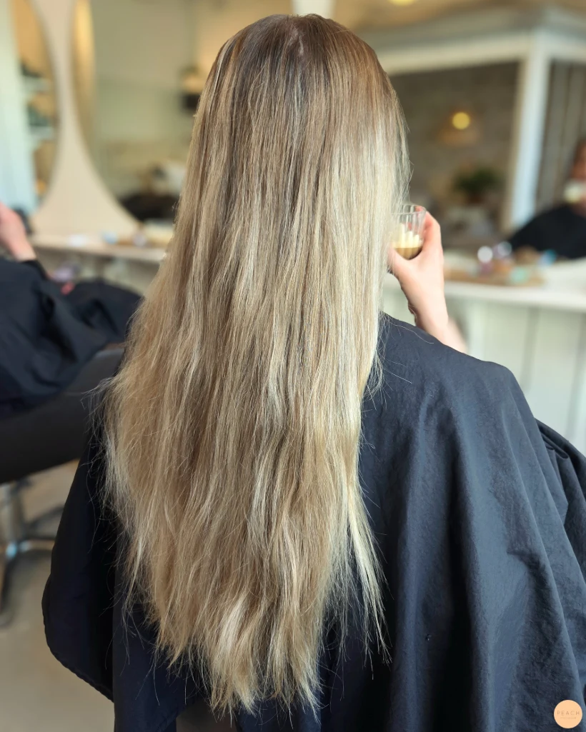 Crispy beige blonde