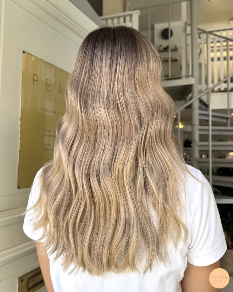 Krämig ljus balayage