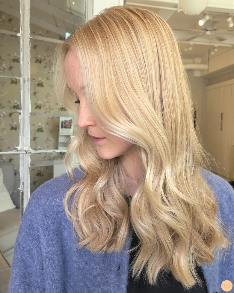 Vanilla blonde hair color 🍦