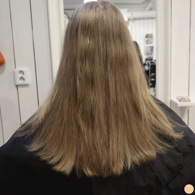 Blond hårfärg