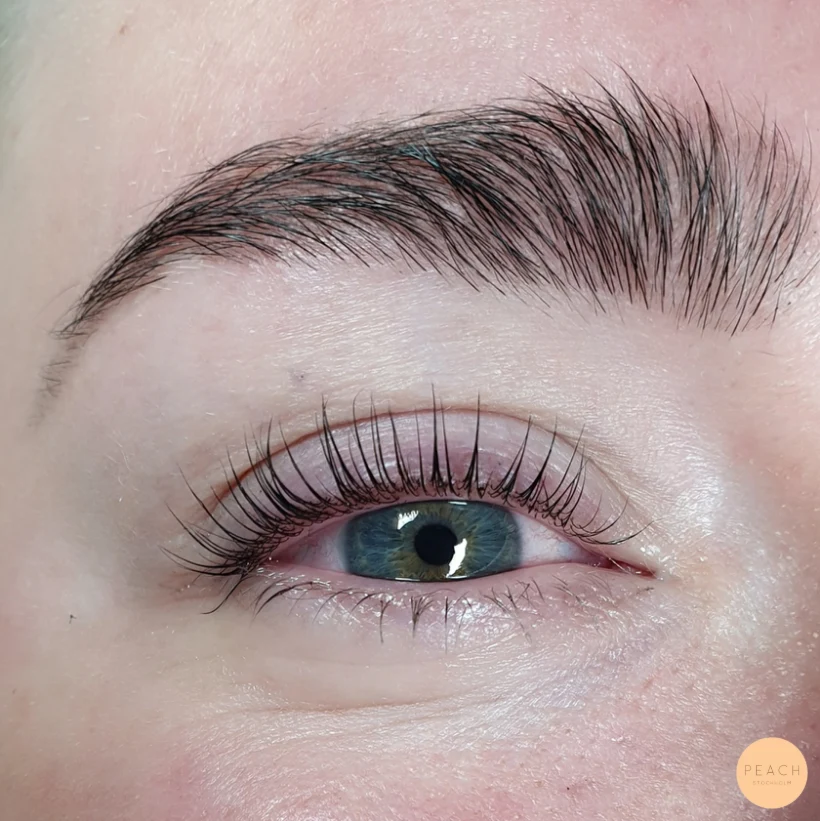 Yumi lashes före & efter