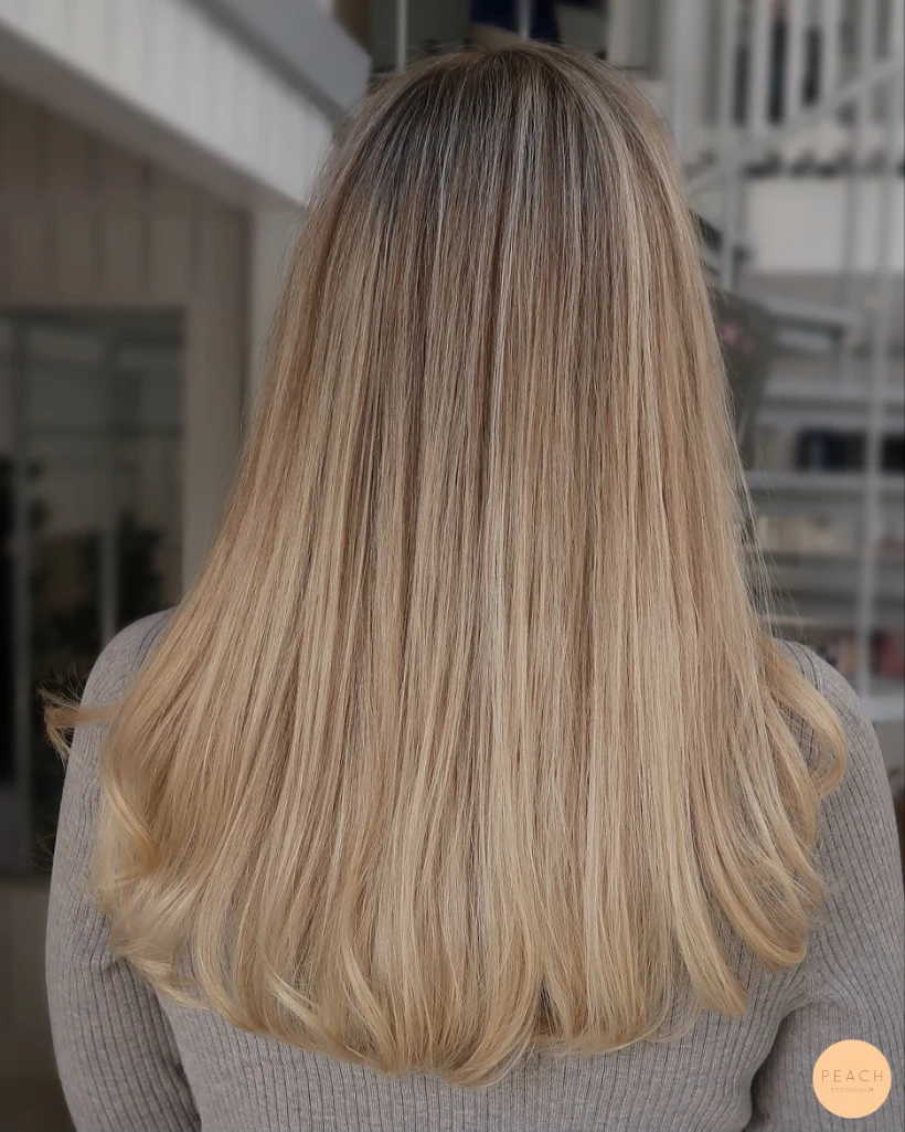 Höst Blond Hårfärg med ljusa slingor