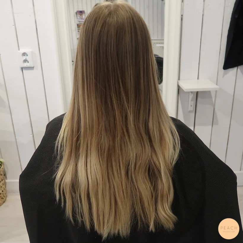 Klar blond balayage