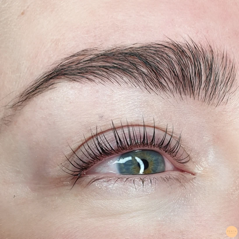 Yumi lashes före & efter