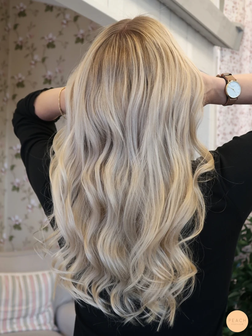 Kall blond balayage stockholm