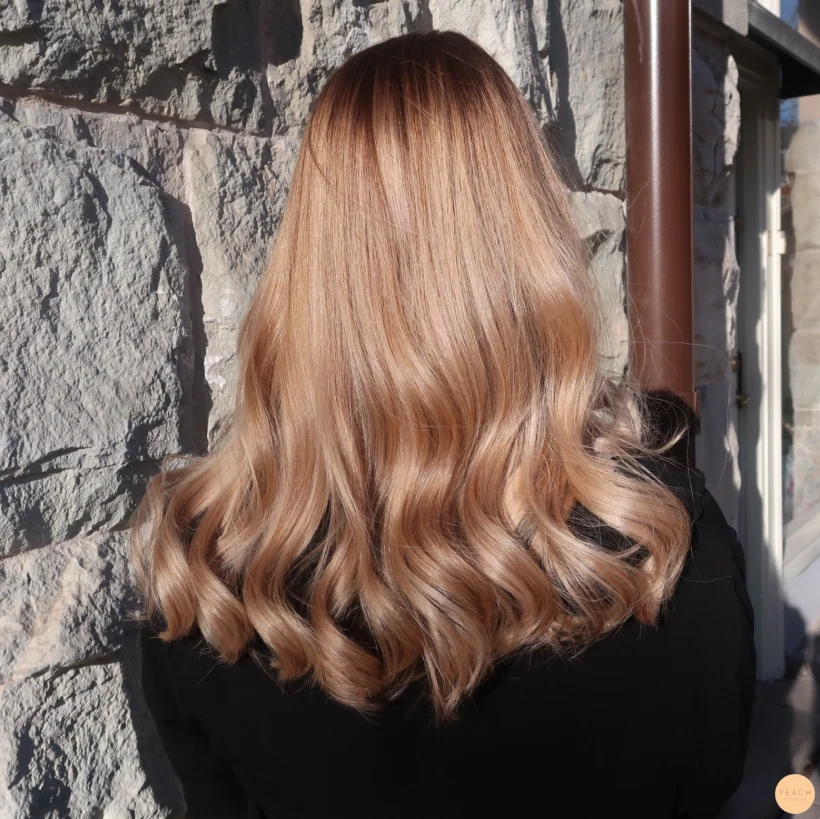 Varm blond balayage