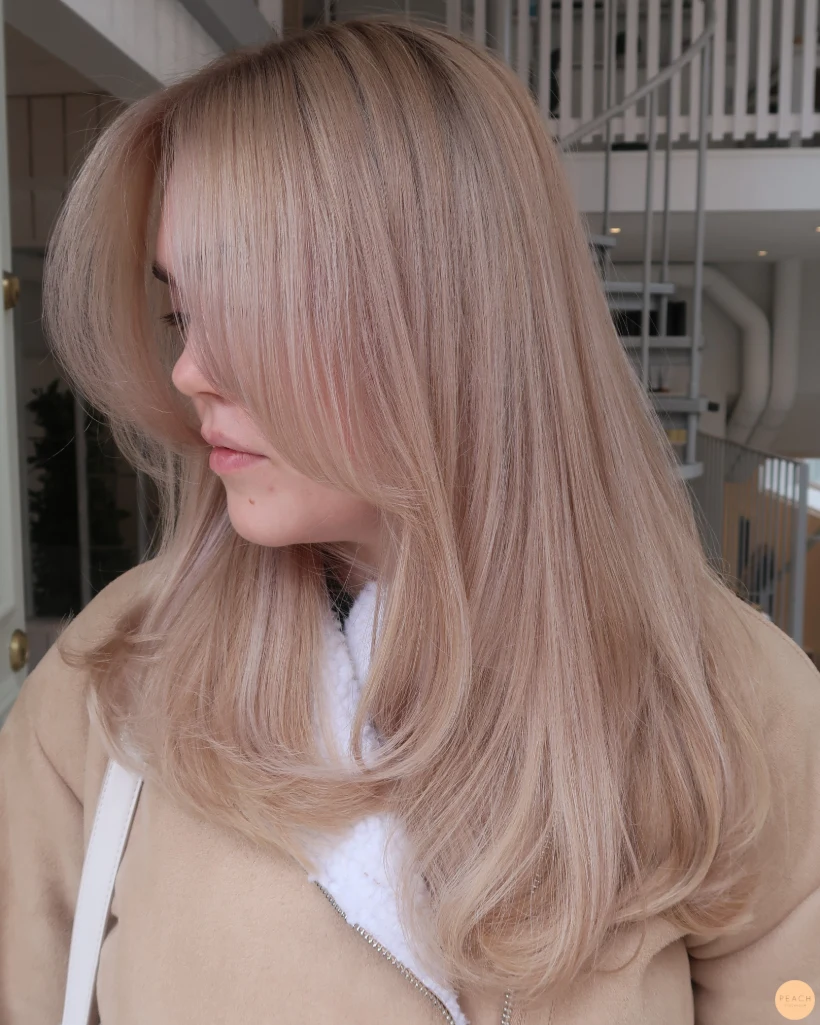 Beige blond hårfärg