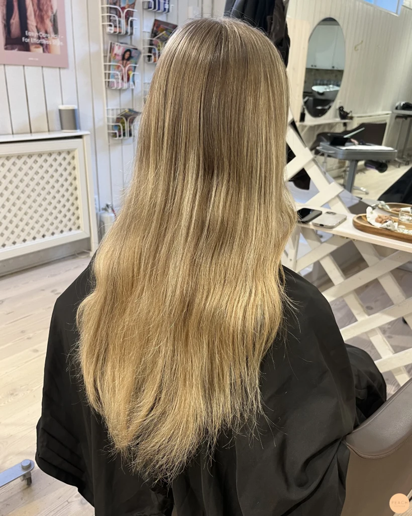 Champagne blond