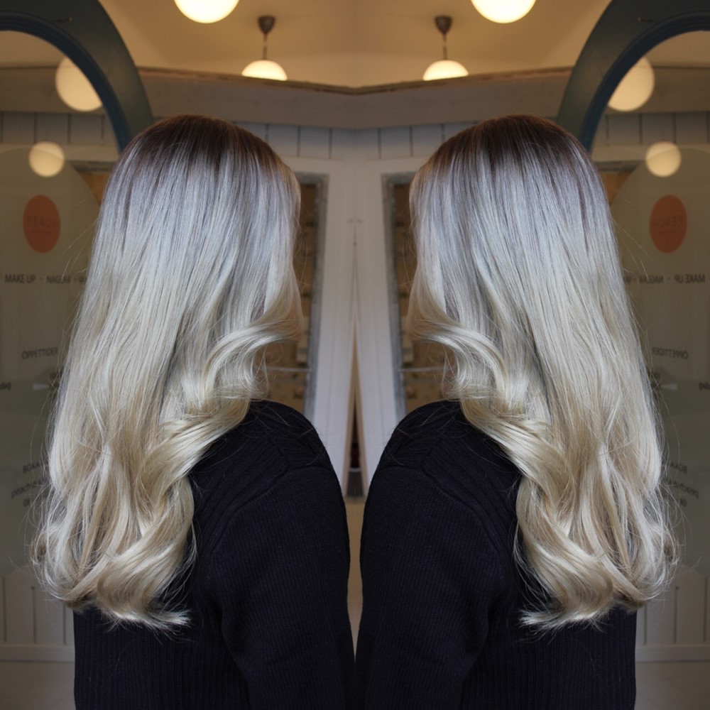 Askblond hårfärg