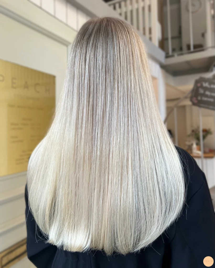 Kall blond slingor