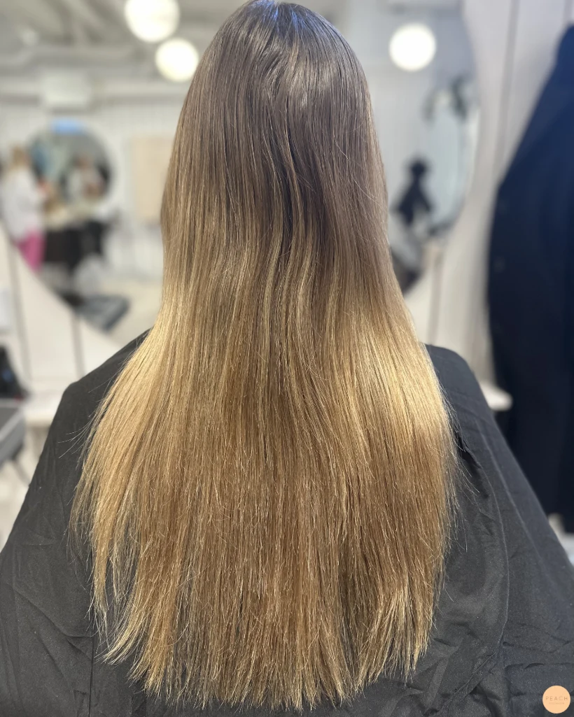 Ljus blond balayage hårfärg