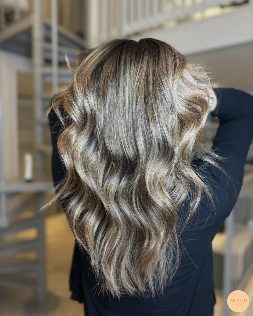 Karamellblond balayage