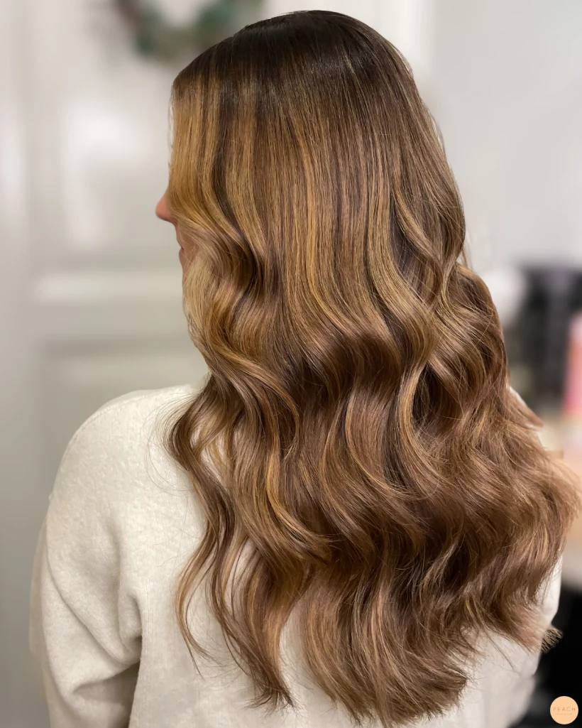 Balayage på mörkt hår