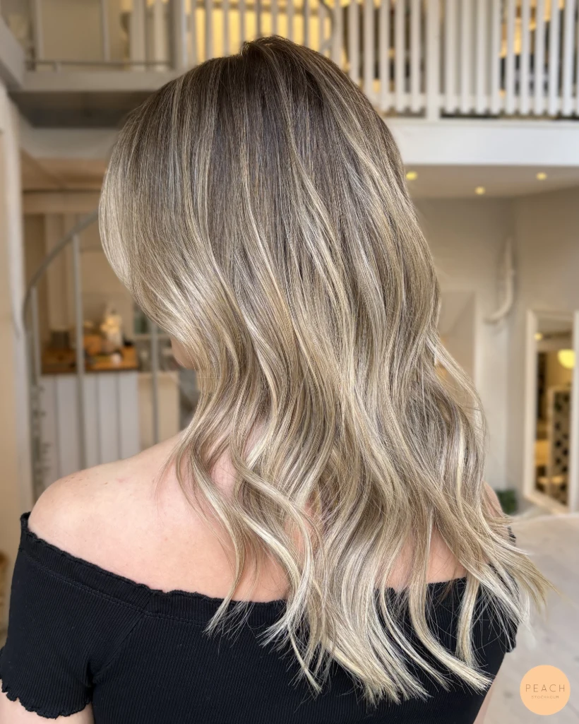 Bhbd balayage med ljusa slingor