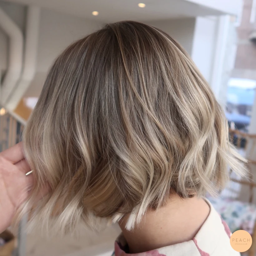 Balayage blonde lob