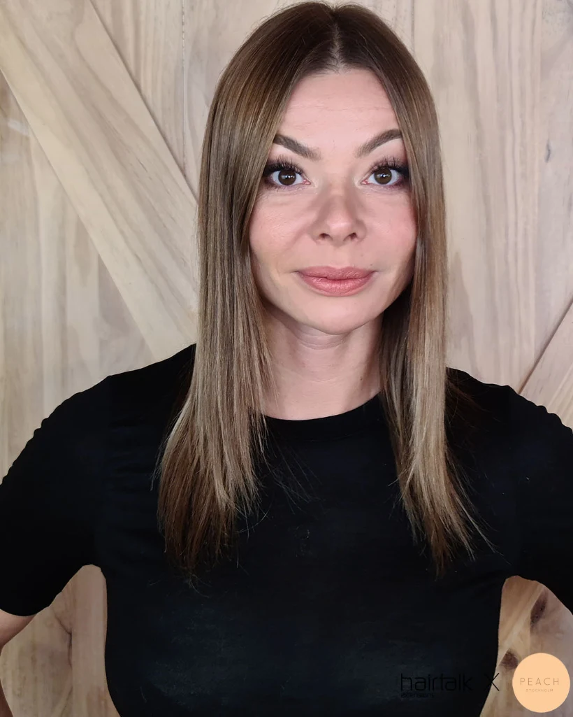 Hairtalk hairextensions hårförlängning i fin ljusbrun hårfärg i Stockholm