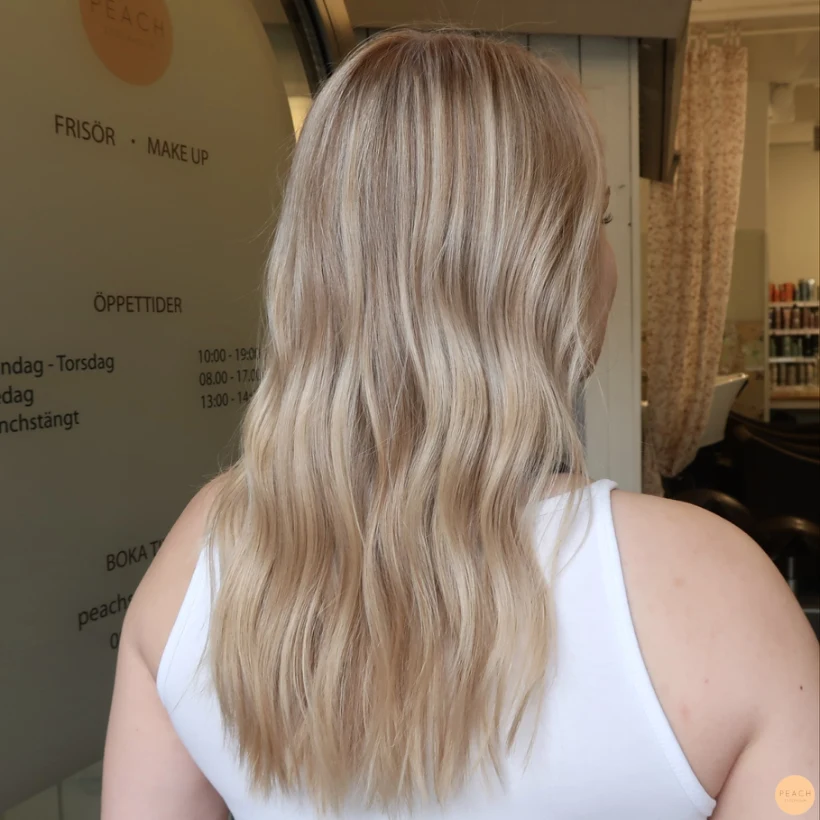 Naturlig blond balayage