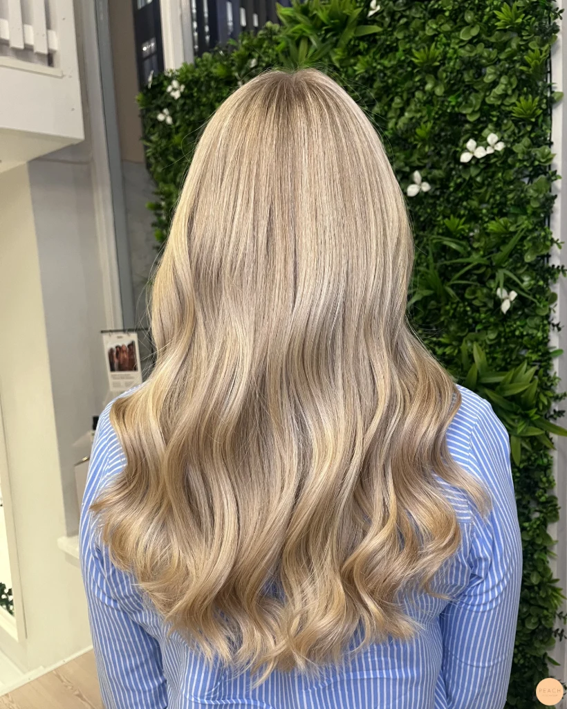 Beige blond hårfärg