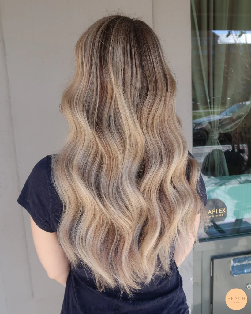 Balayage med ljusa och mörka slingor – inspiration 22 april 2021