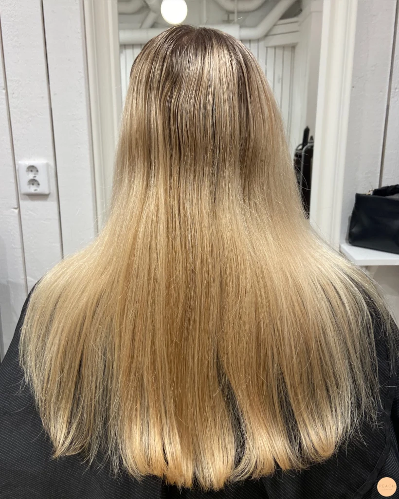Blond hårfärg