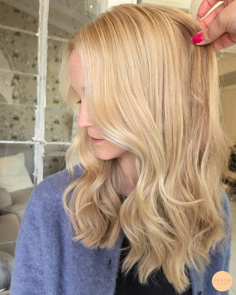 Vanilla blonde hair color 🍦