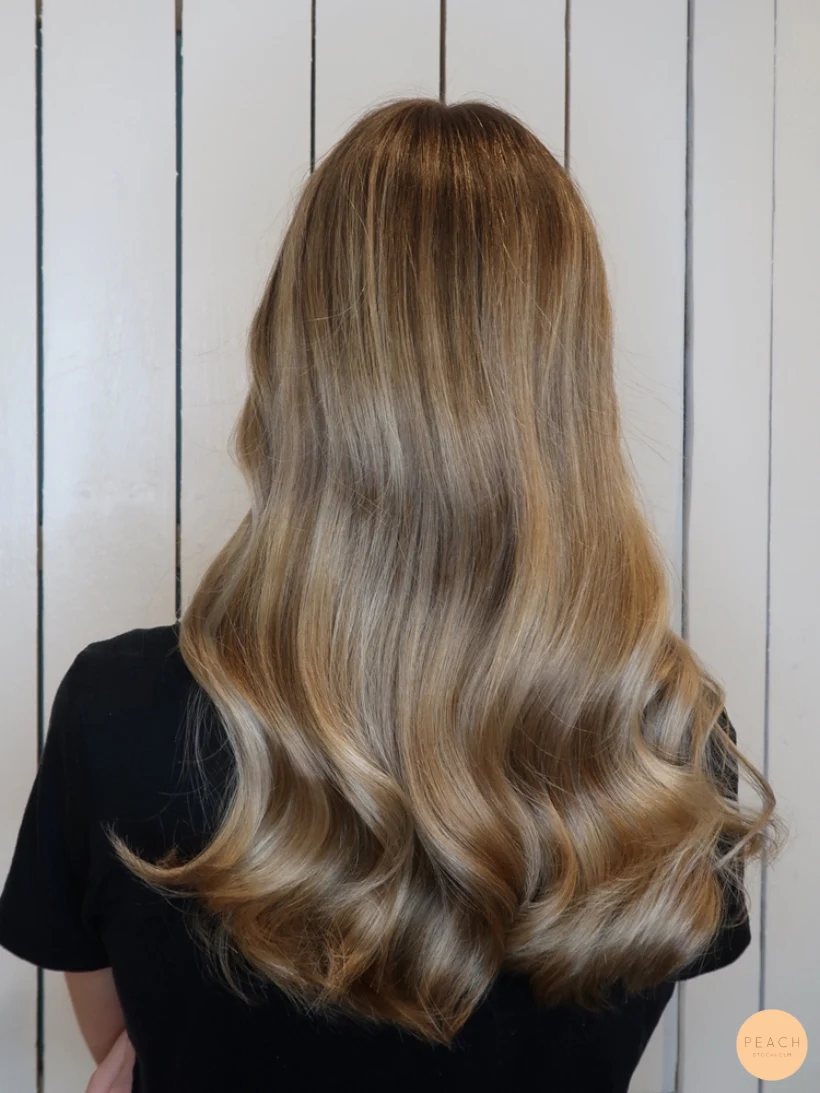 Balayage blond – salongsresultat av Louise Zetterberg, 8 december 2018