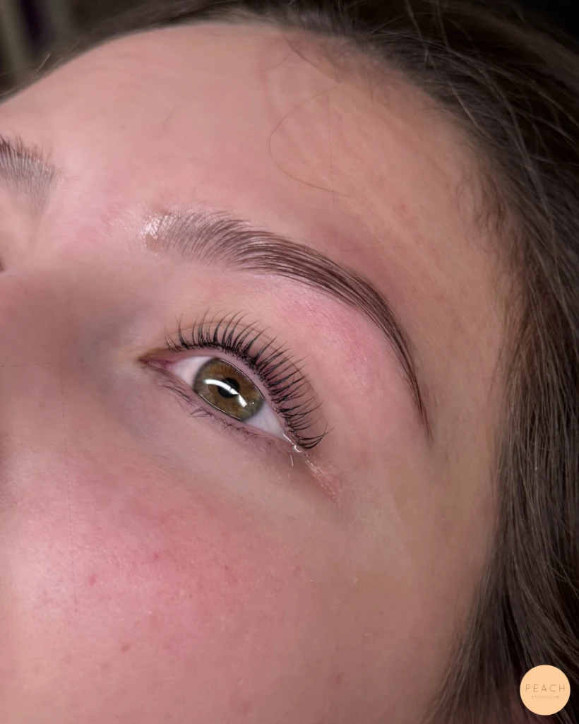 Lashlift och browlift – salongsresultat av Amanda Da Silva, 14 januari 2026