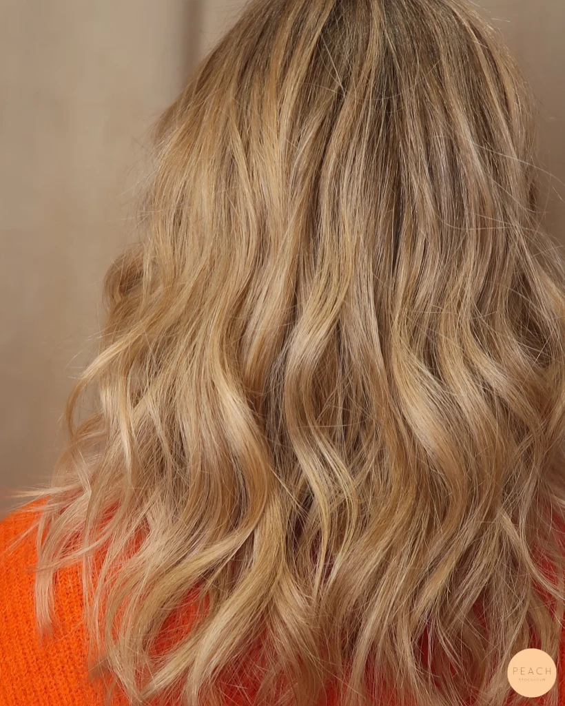Soft blonde – salongsresultat av Felicia Mankinen, 14 december 2021